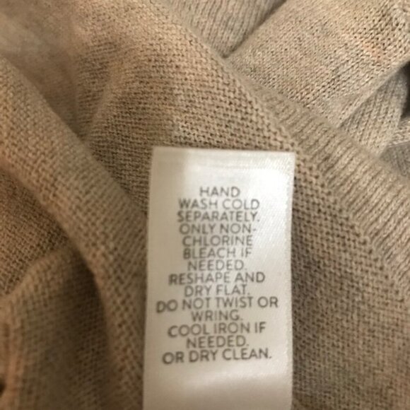 J. Jill Women's Crew Neck Weston the Dog Beige Sweater Pullover Size Medium - Picture 9 of 11